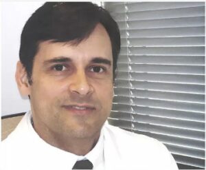 Dr. Rodrigo Arbo